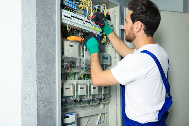 Best Electrical Installation Contractor  in Oakfield, WI